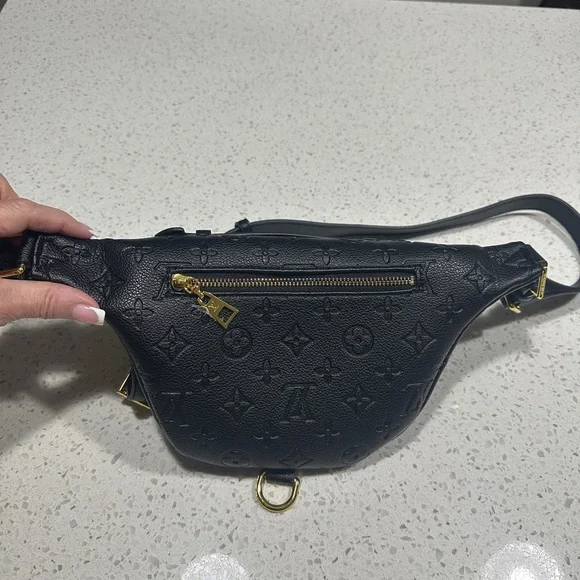 Fashion Bum Bag - Picture 3 of 6